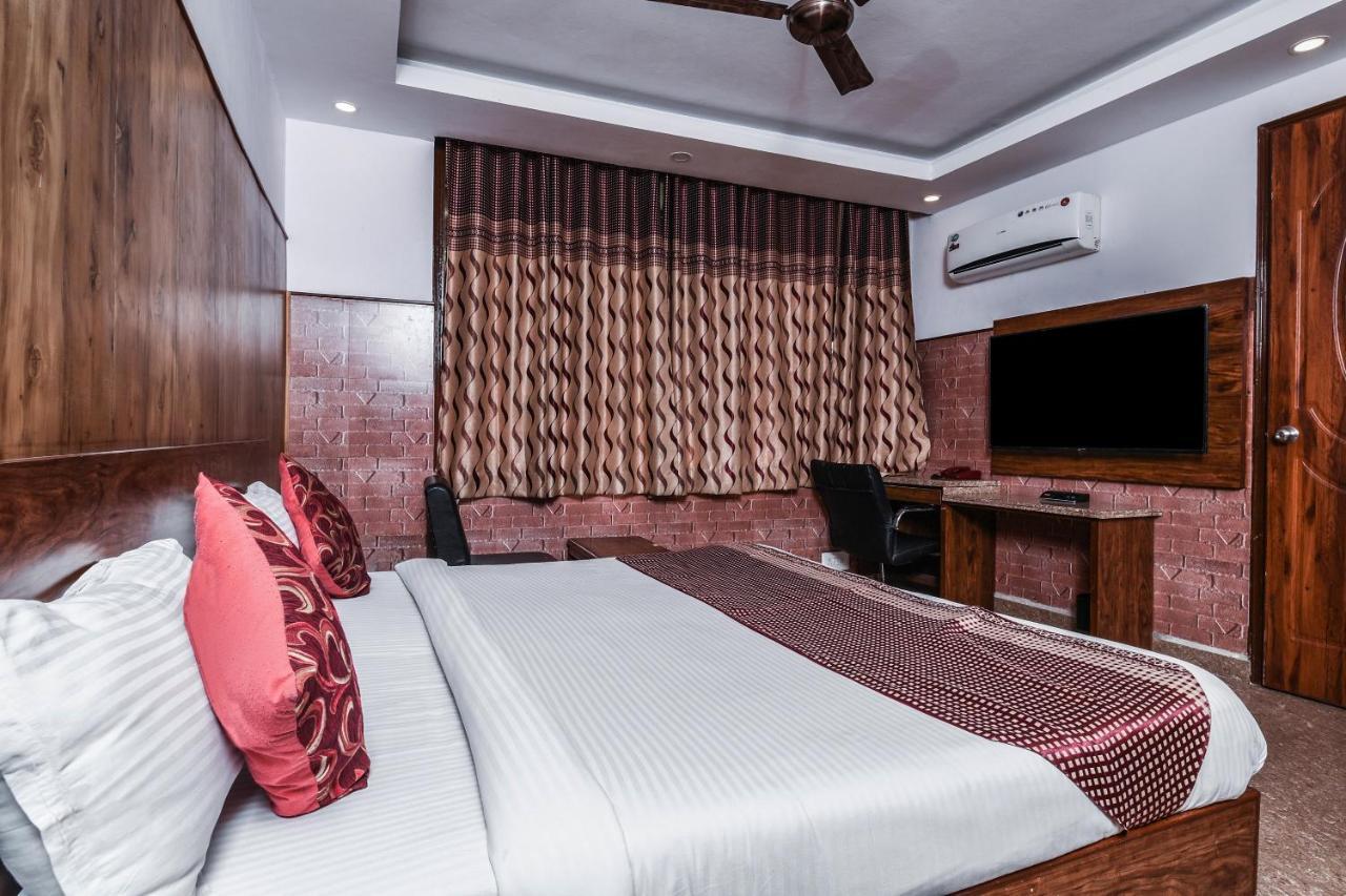 Hotel Dream Palace Laxmi Nagar Neu-Delhi Exterior foto